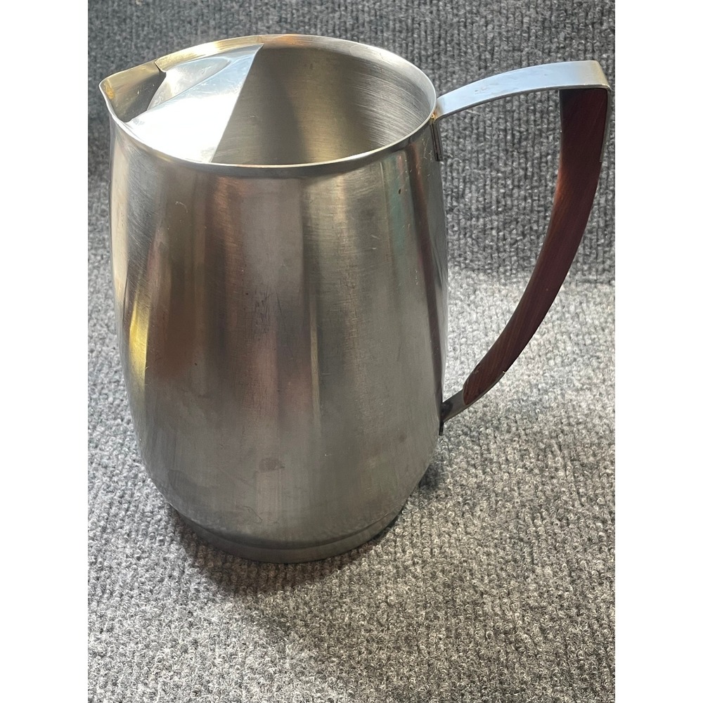 West Bend Stainless Steel Water Pitcher 2.5 Qt MCM Wood Handle Made in USA